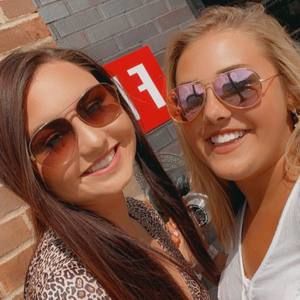 Meet your Posher, Riley